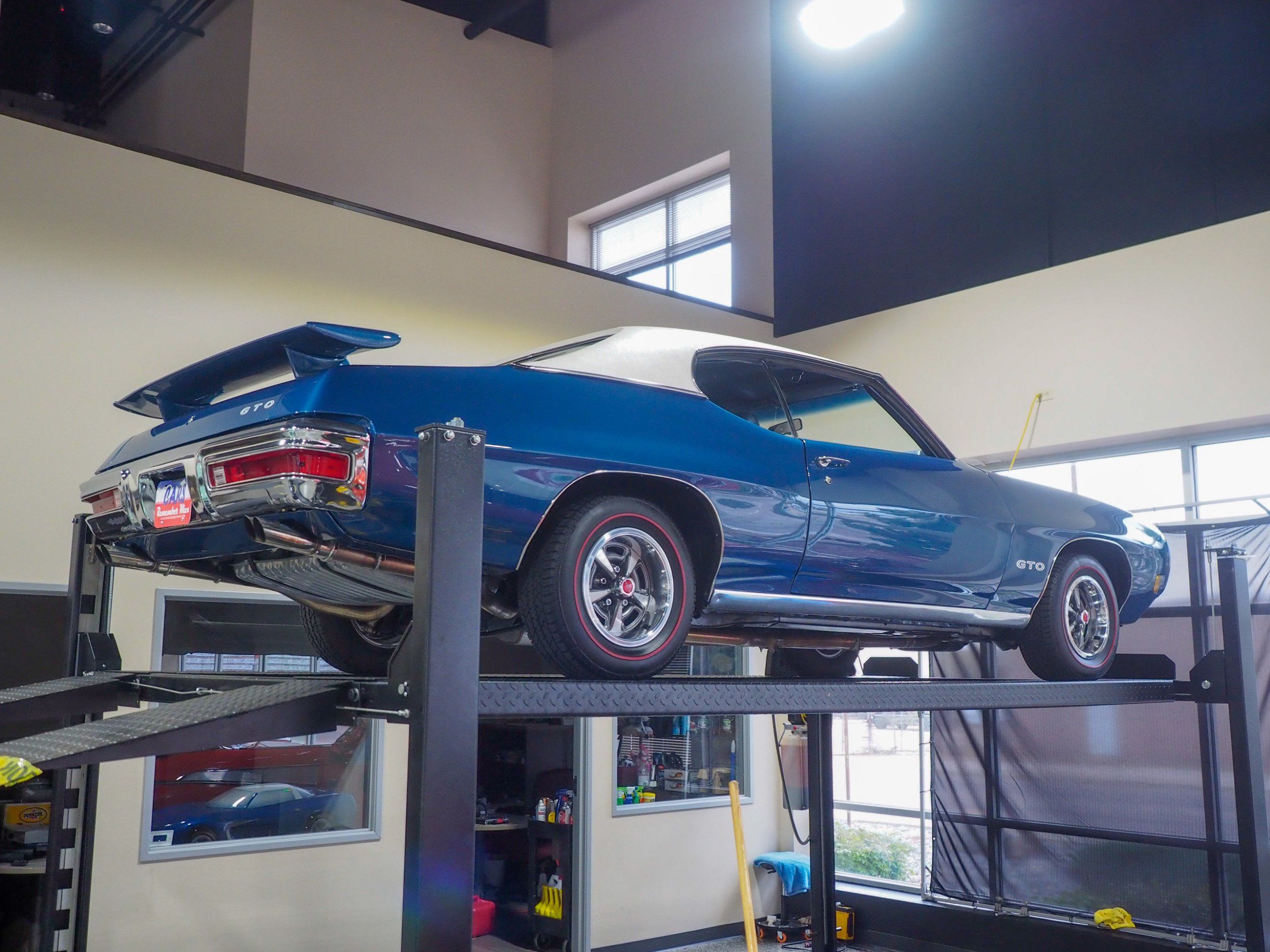 1970 Pontiac GTO Blue 
