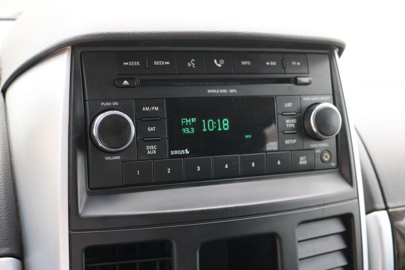 Convert Dodge 2003 Grand Caravan 2 Din