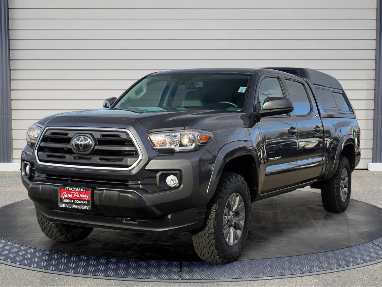 2018 Toyota Tacoma SR5 photo 3