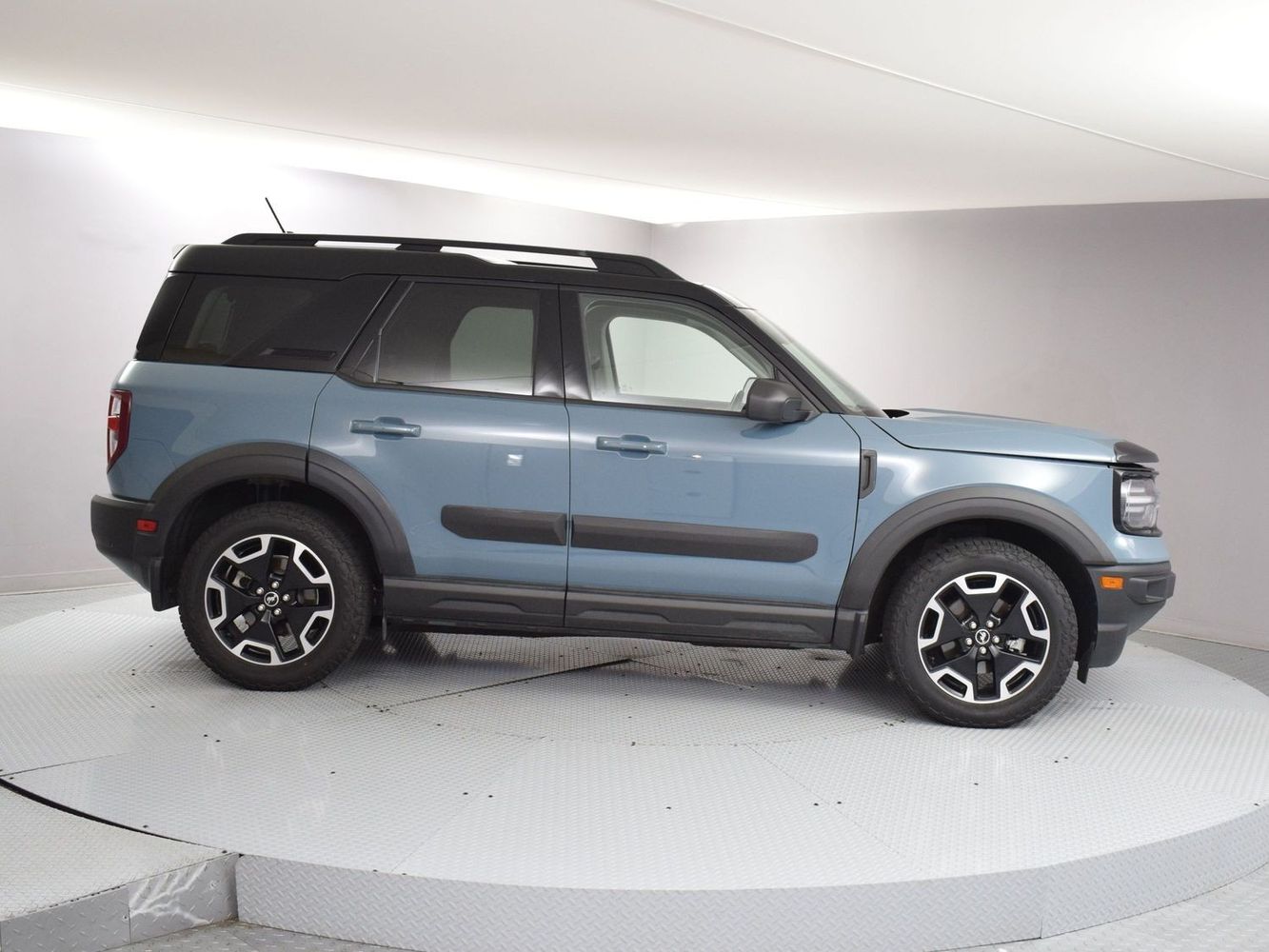 2021 Ford Bronco Sport Outer Banks 4X4's photo