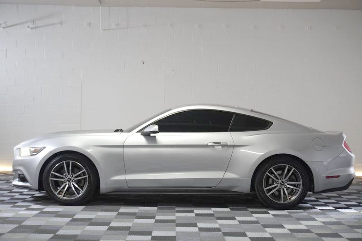 2017 Ford Mustang EcoBoost