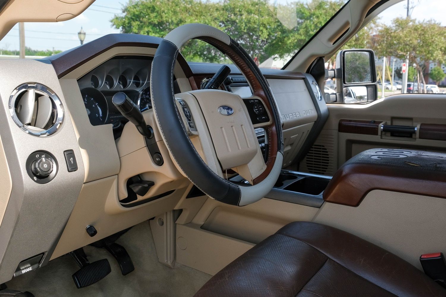 2012 Ford F-250 King Ranch photo 2
