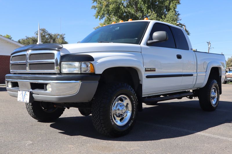 2002 Dodge Ram 2500 Photos