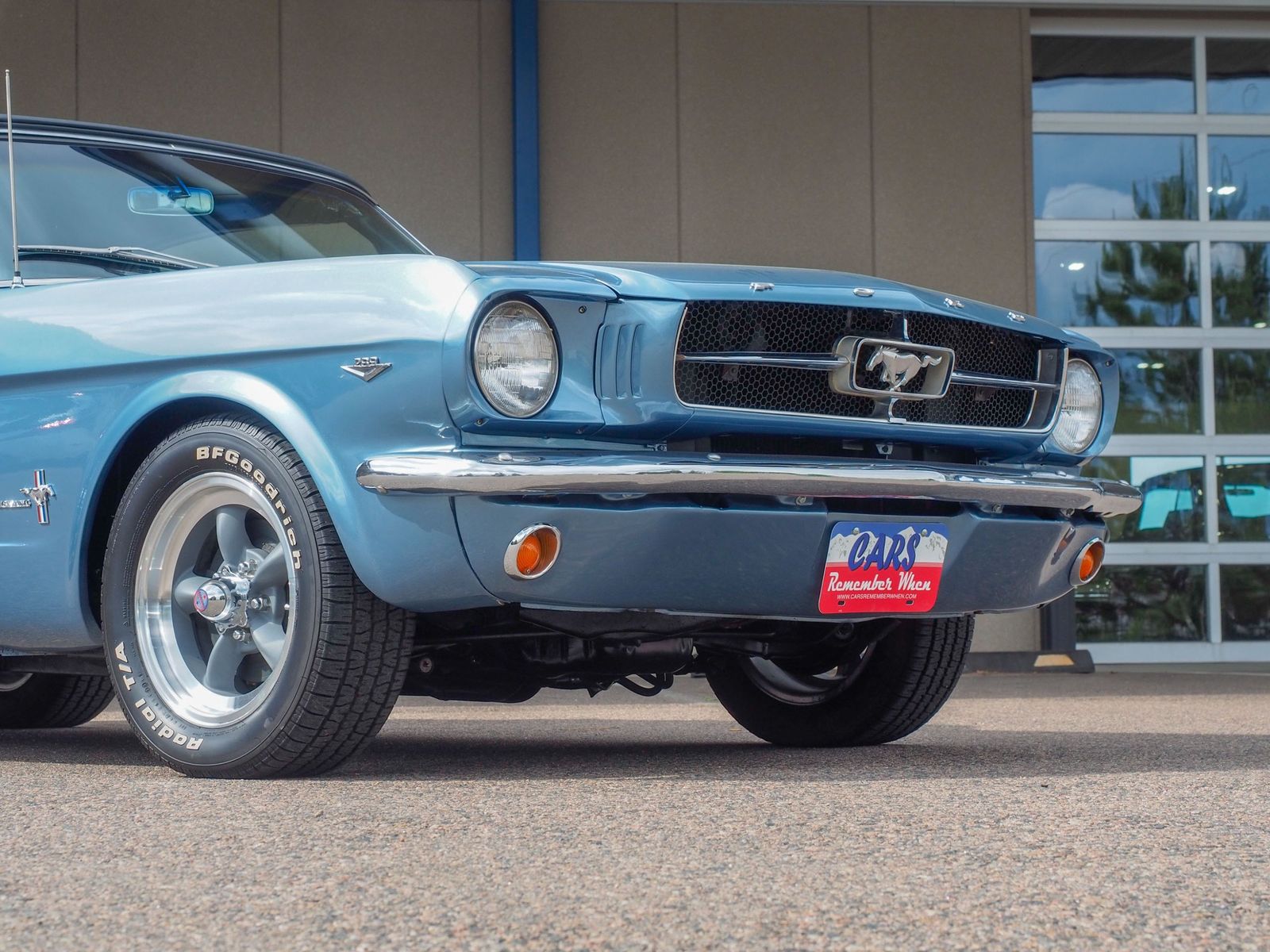 1965 Ford Mustang 4