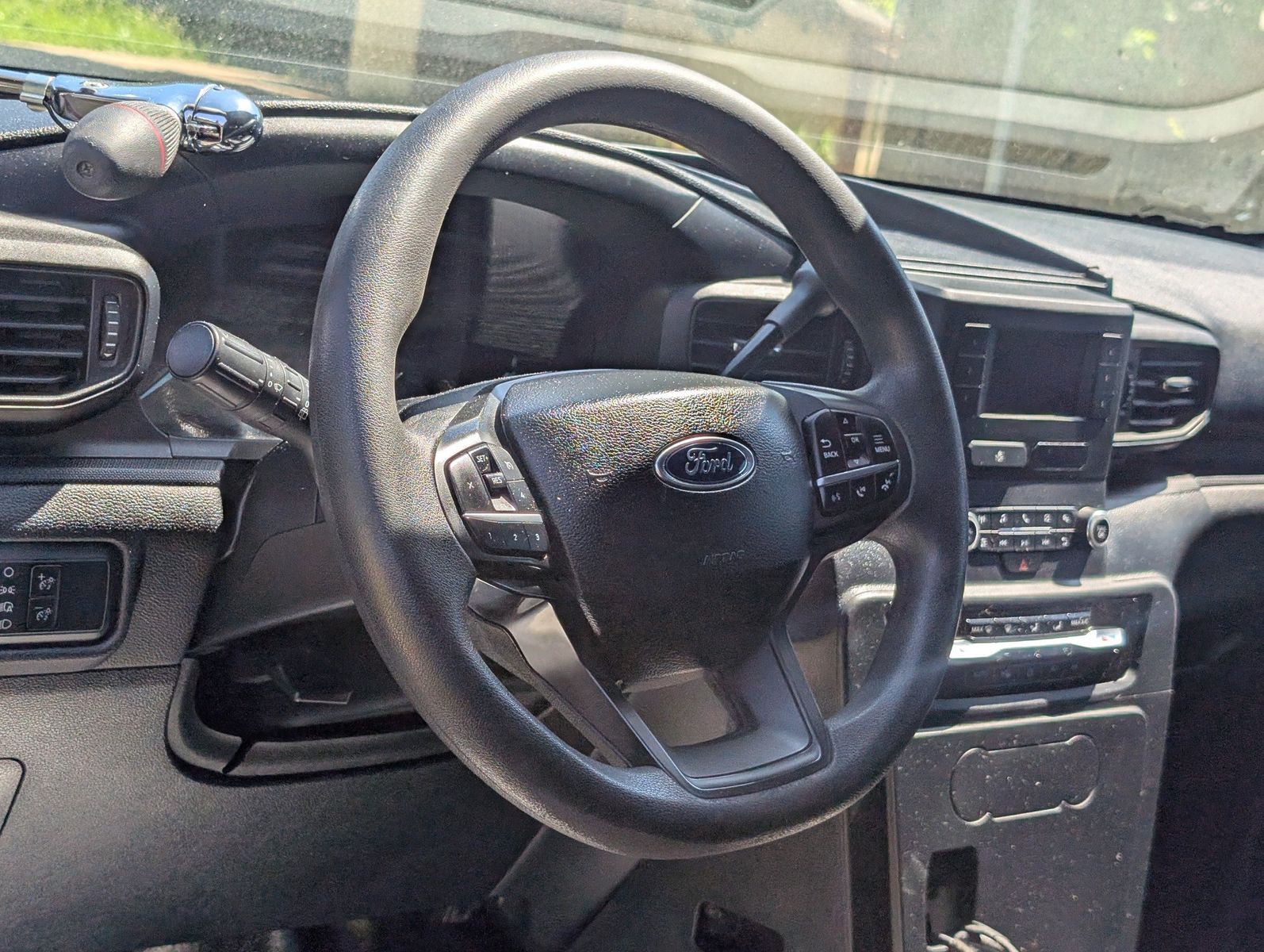 2021 Ford Explorer 28