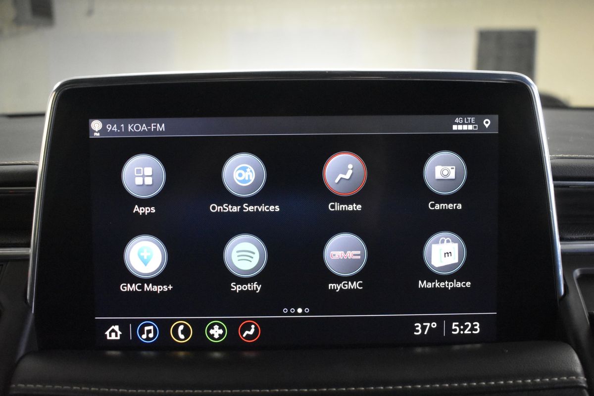 2021 GMC Yukon XL 4WD SLT