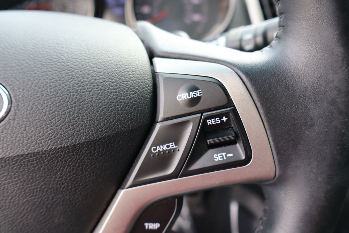 2017 Hyundai VELOSTER 