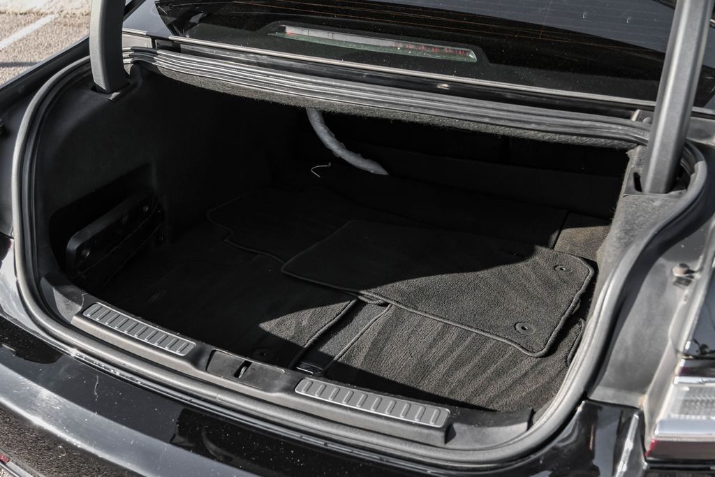 2017 Lincoln Continental Select photo 51