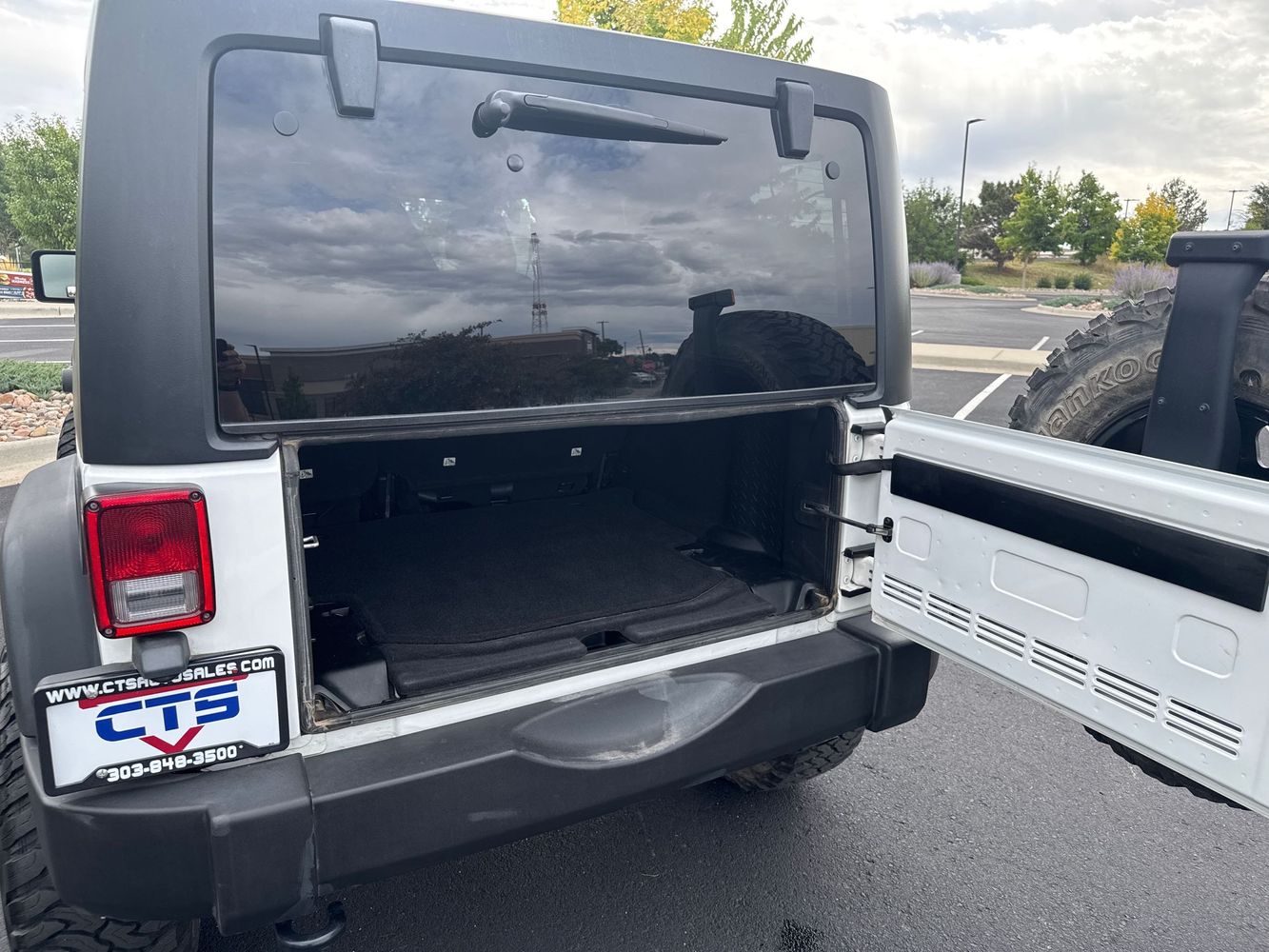2018 Jeep Wrangler Unlimited Sport S photo 13