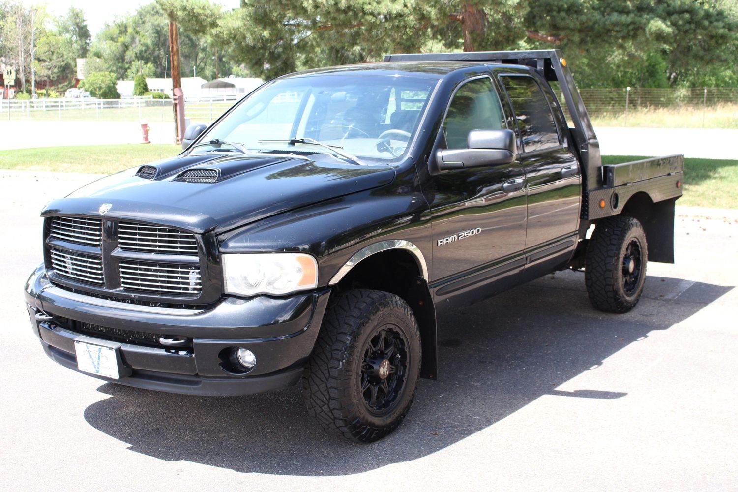 2004 Dodge Ram 2500 SLT | Victory Motors of Colorado