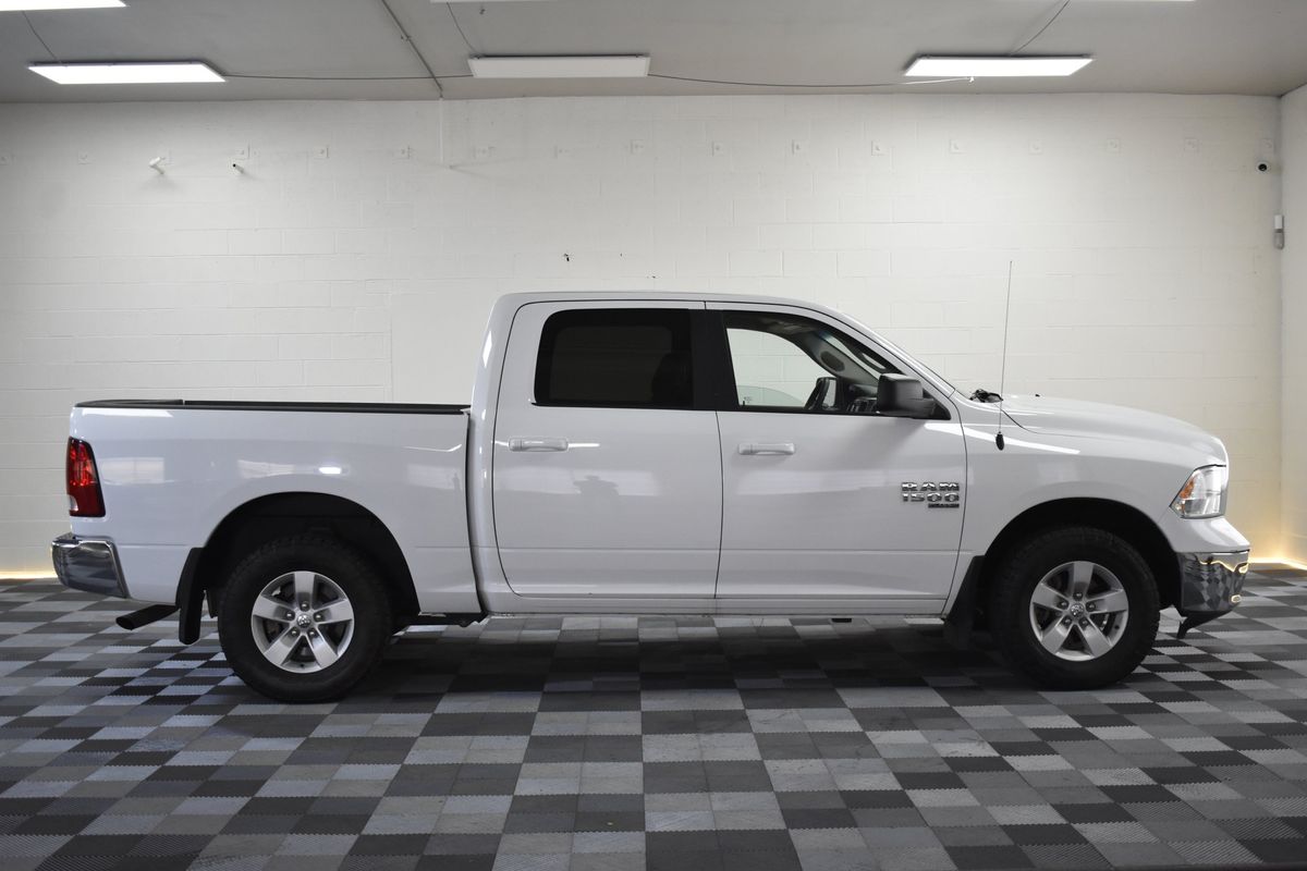 2019 Ram 1500 Classic SLT Crew Cab 4x4 5'7" Box