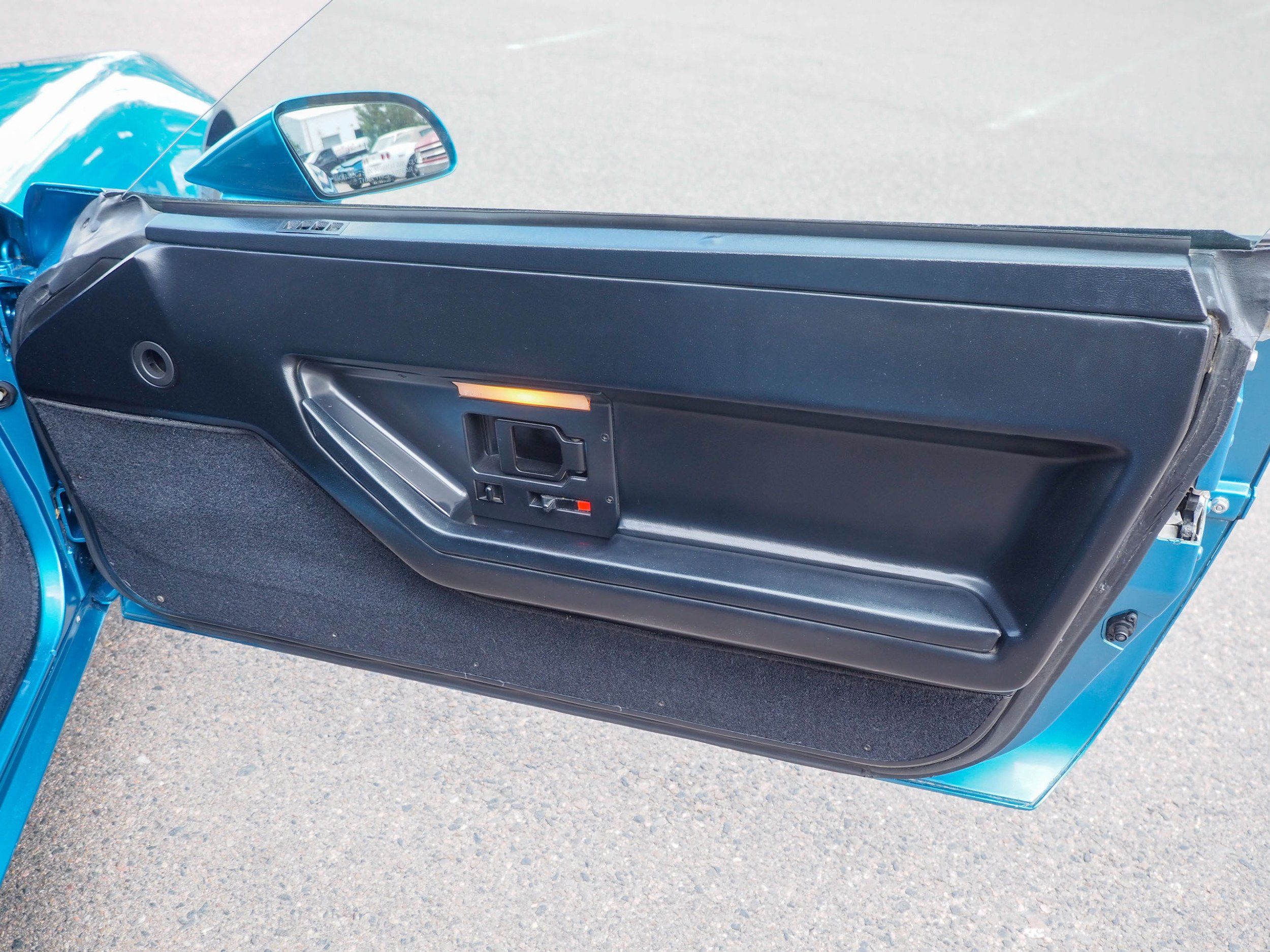 1988 Chevrolet Corvette Blue Coupe