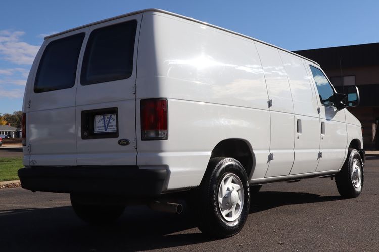 2008 Ford E-250 | Victory Motors of Colorado