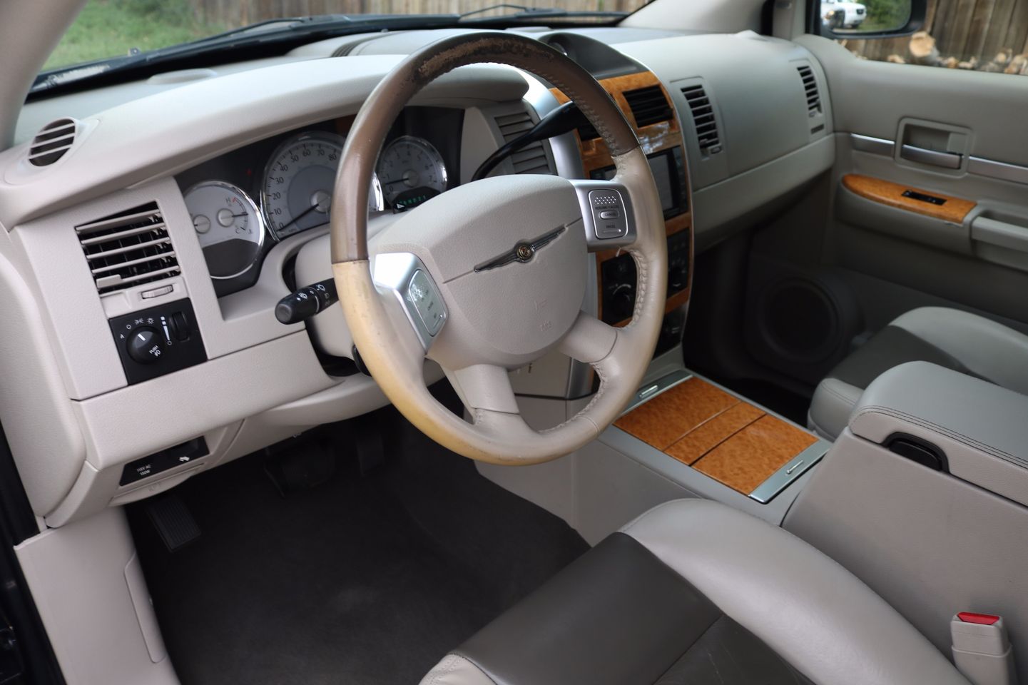 2008 Chrysler Aspen Limited | Victory Motors of Colorado