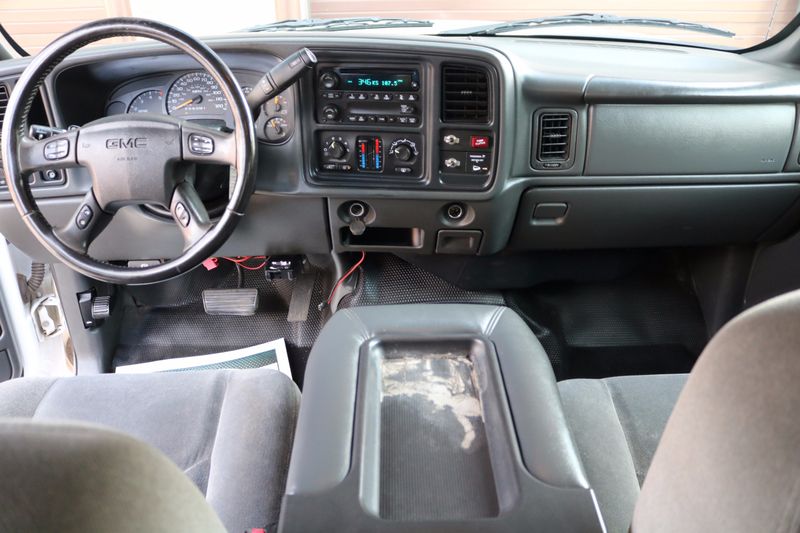 2006 GMC Sierra 3500 Photos