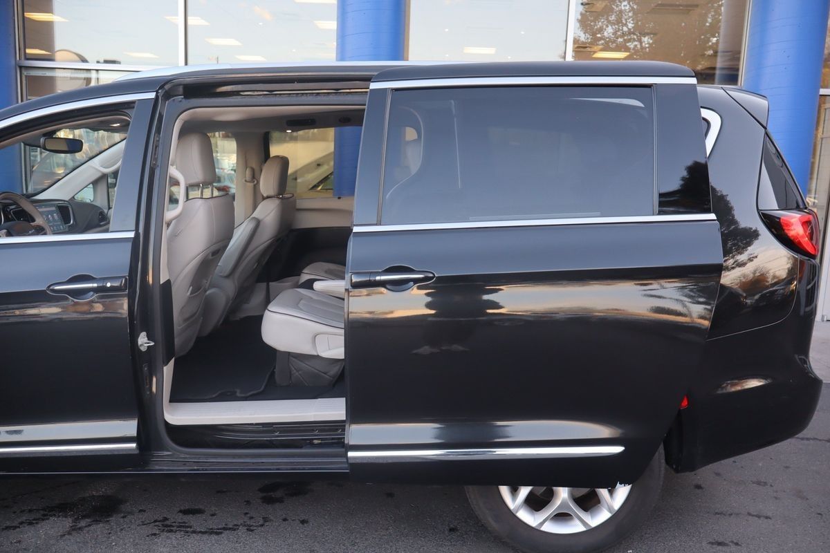 2020 Chrysler Pacifica Limited