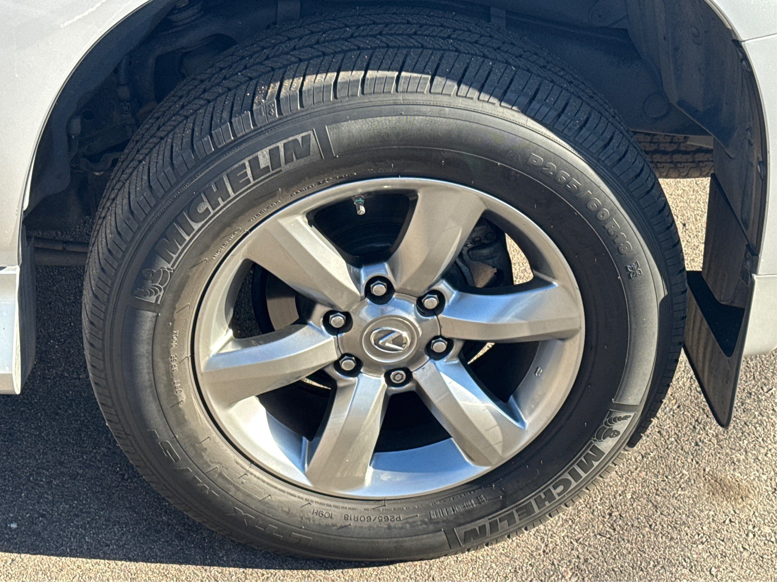 2012 Lexus GX 460 Premium photo 25