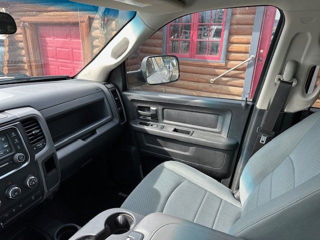 2017 Ram 2500 Tradesman photo 16