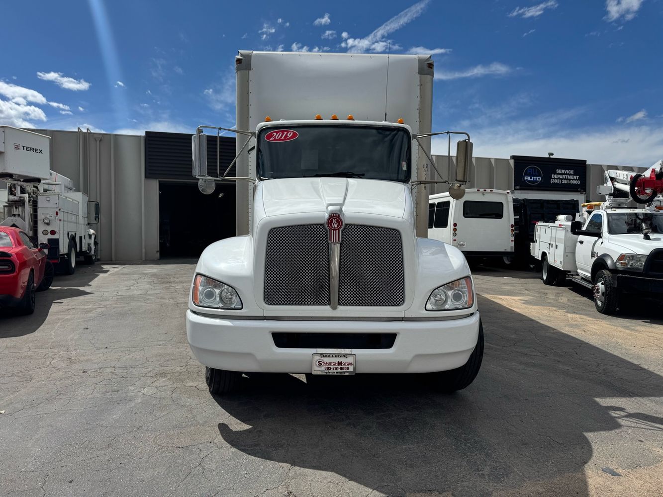 2019 Kenworth T3 Series photo 8