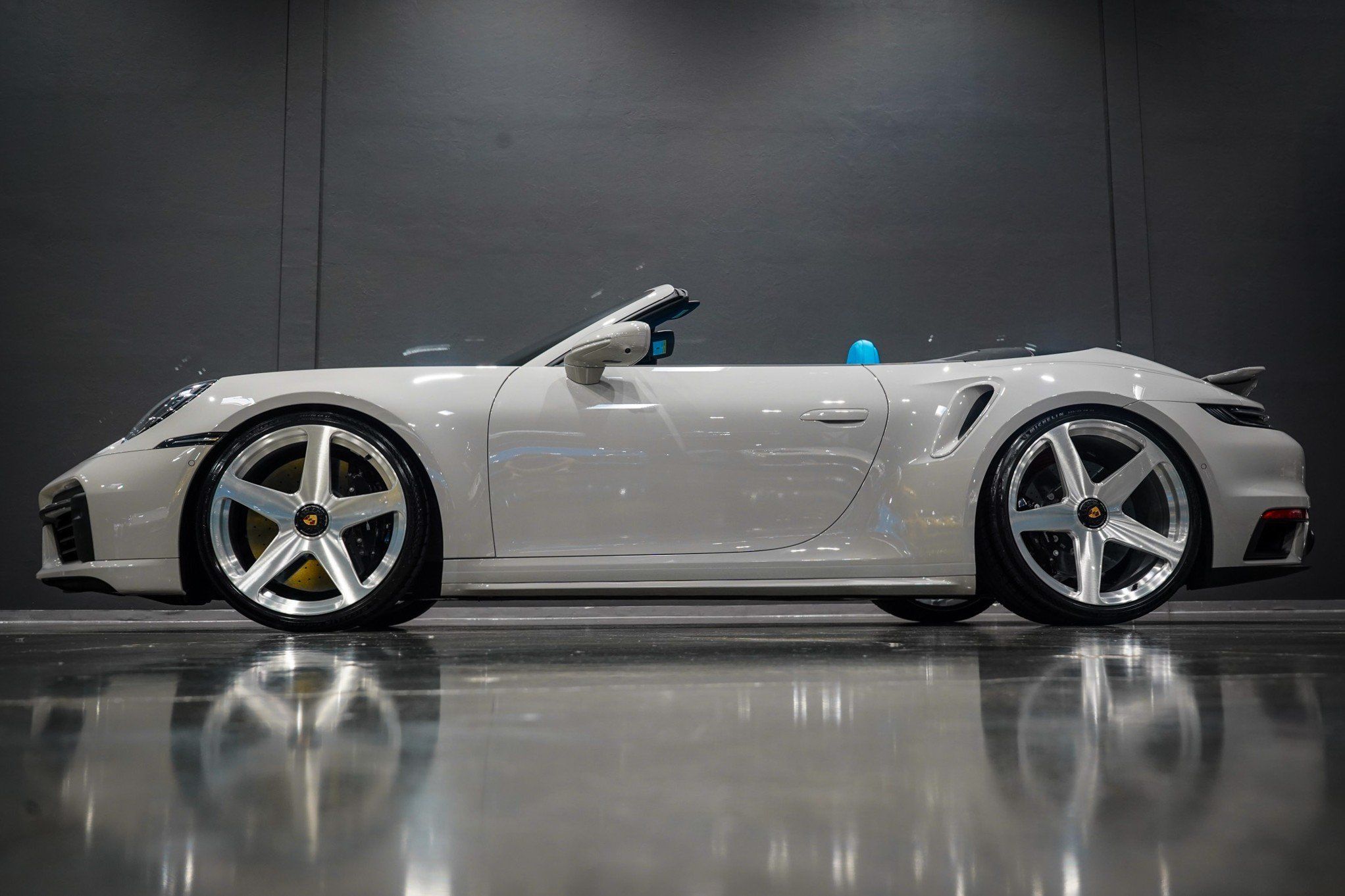 2024 Porsche 911 Turbo S's photo