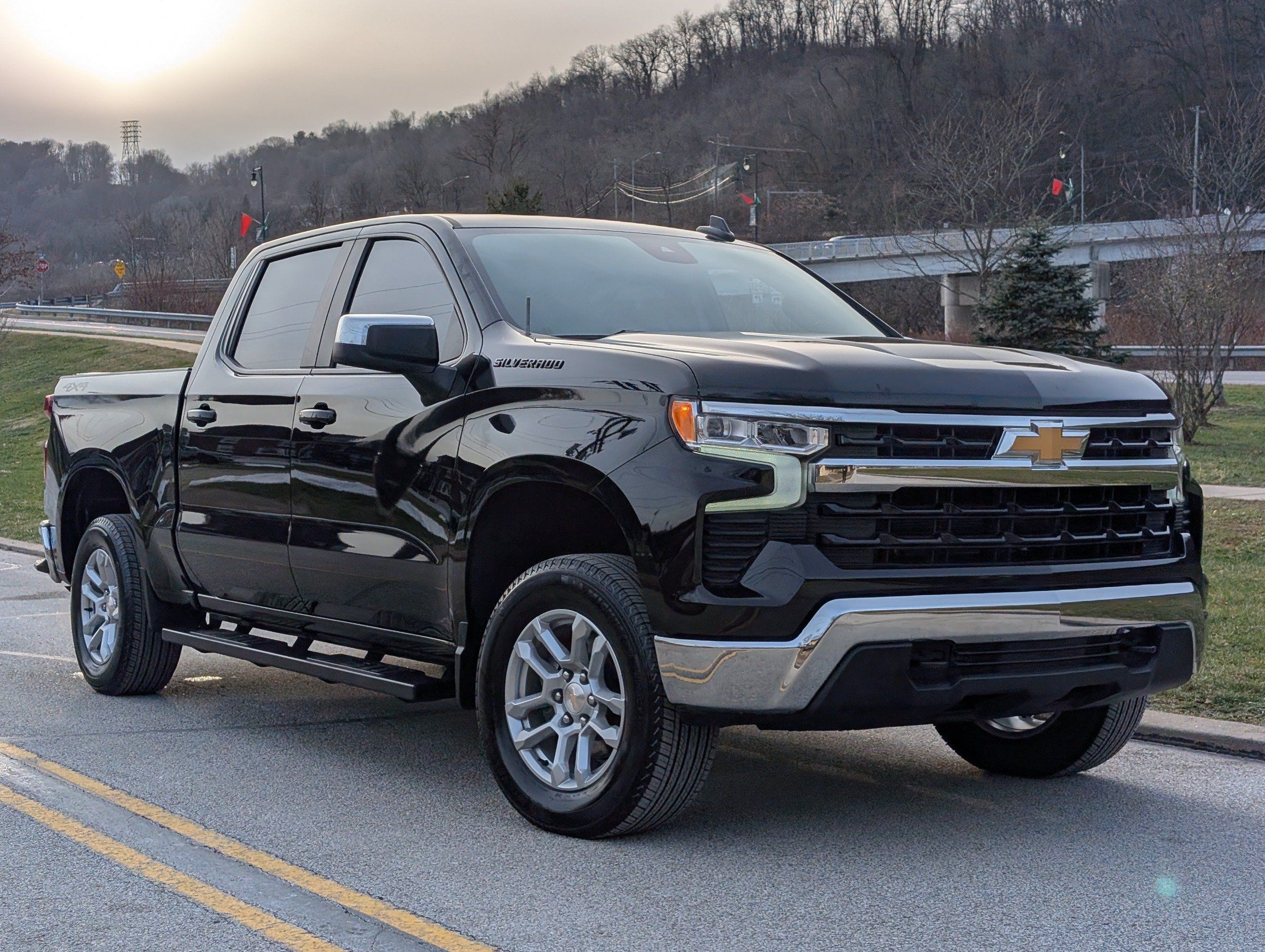 2022 Chevrolet Silverado 1500 LT's photo