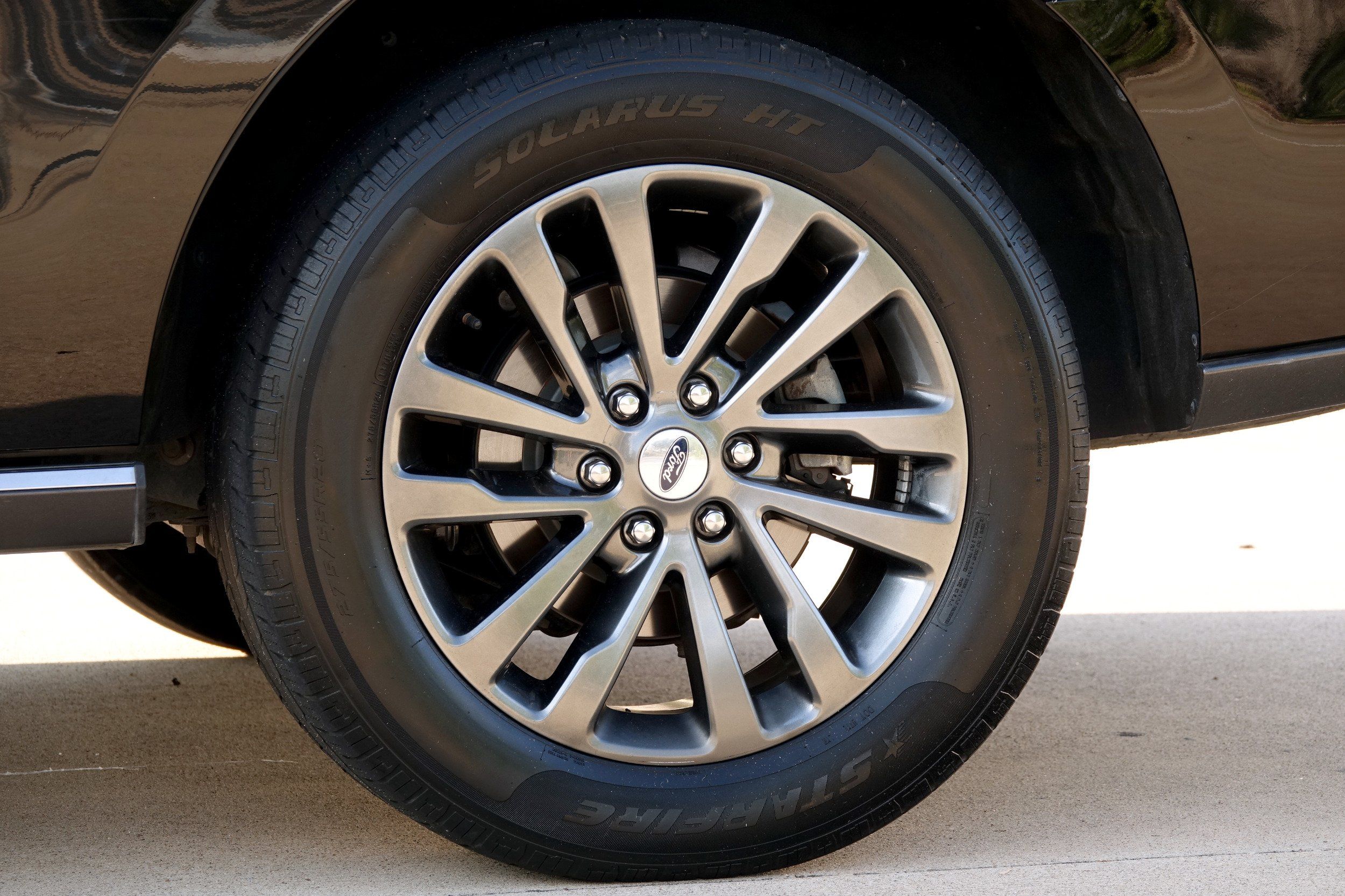 2020 Ford Expedition Limited photo 26