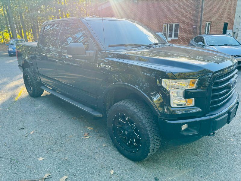 2016 Ford F-150 XLT photo 4