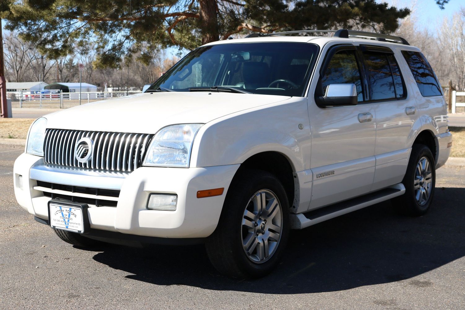 2008 Mercury Mountaineer Premier Victory Motors of Colorado