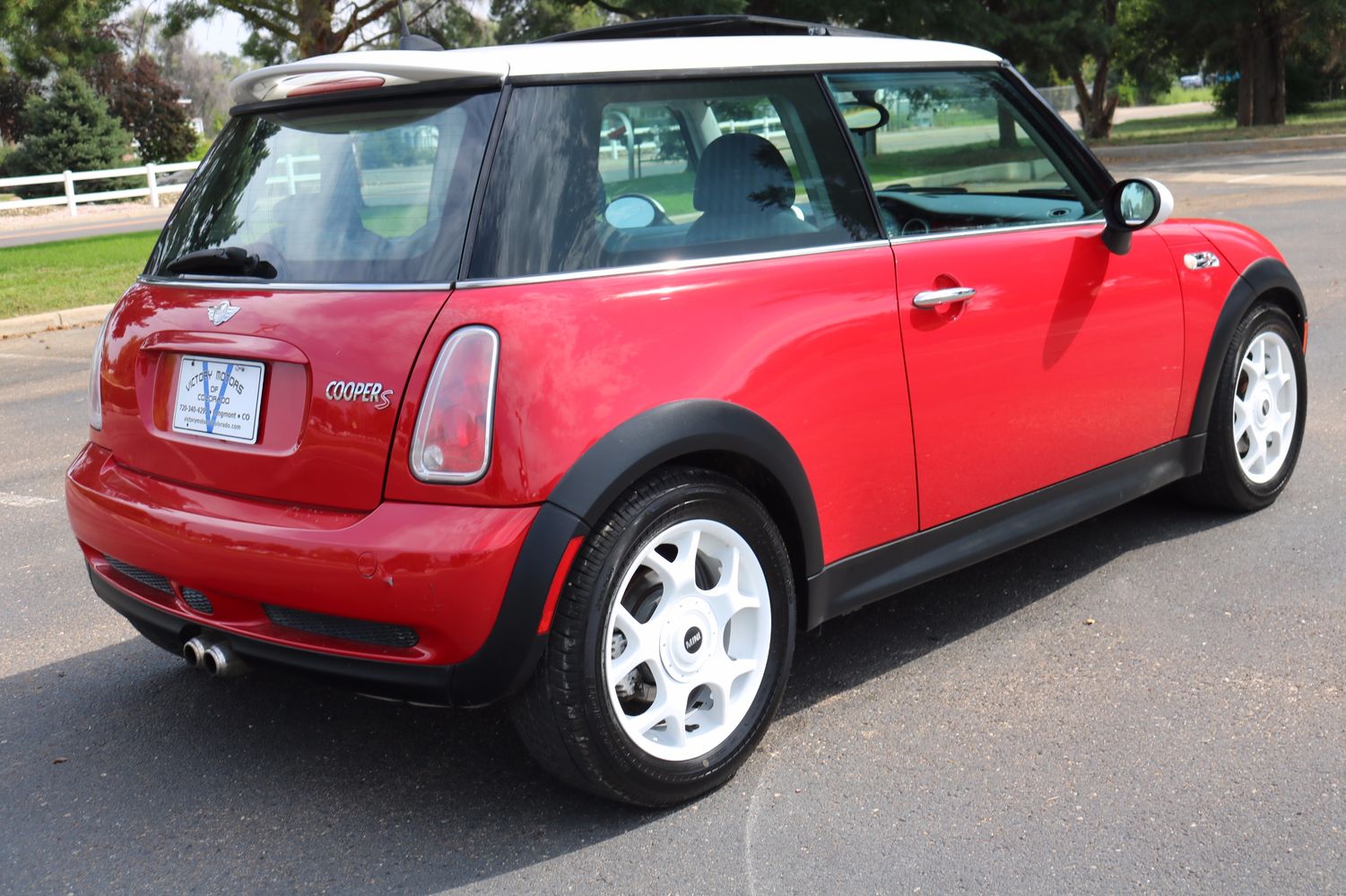 2005 MINI Cooper S | Victory Motors of Colorado