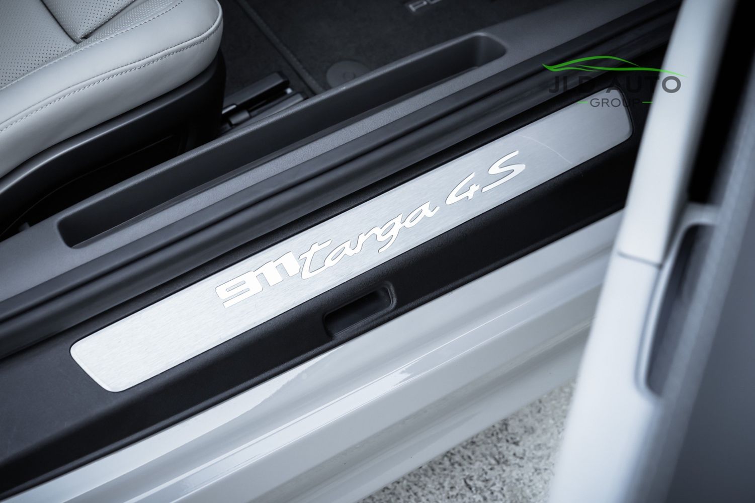2024 Porsche 911 Targa 4S photo 35
