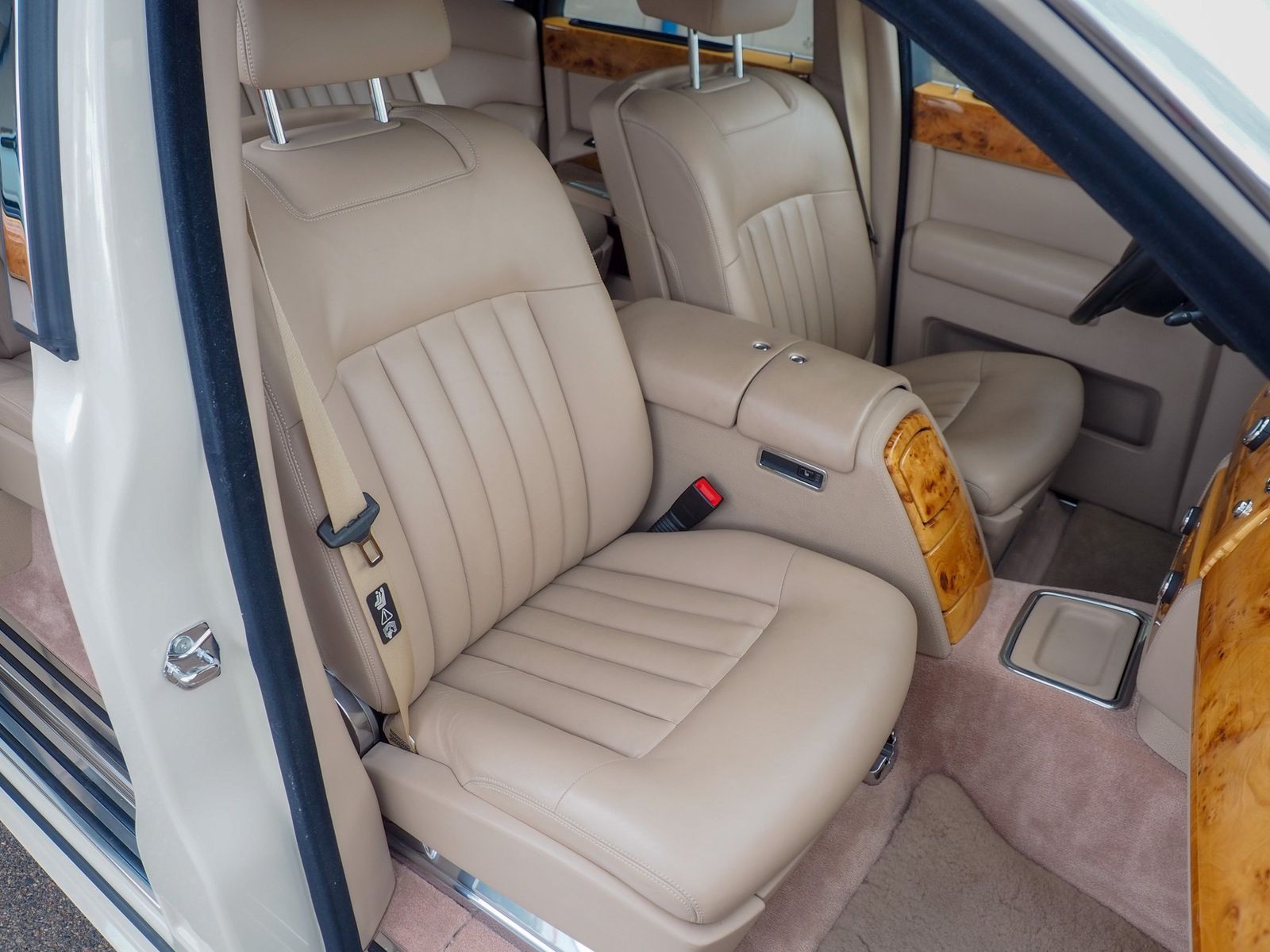 2006 Rolls-Royce Phantom 47