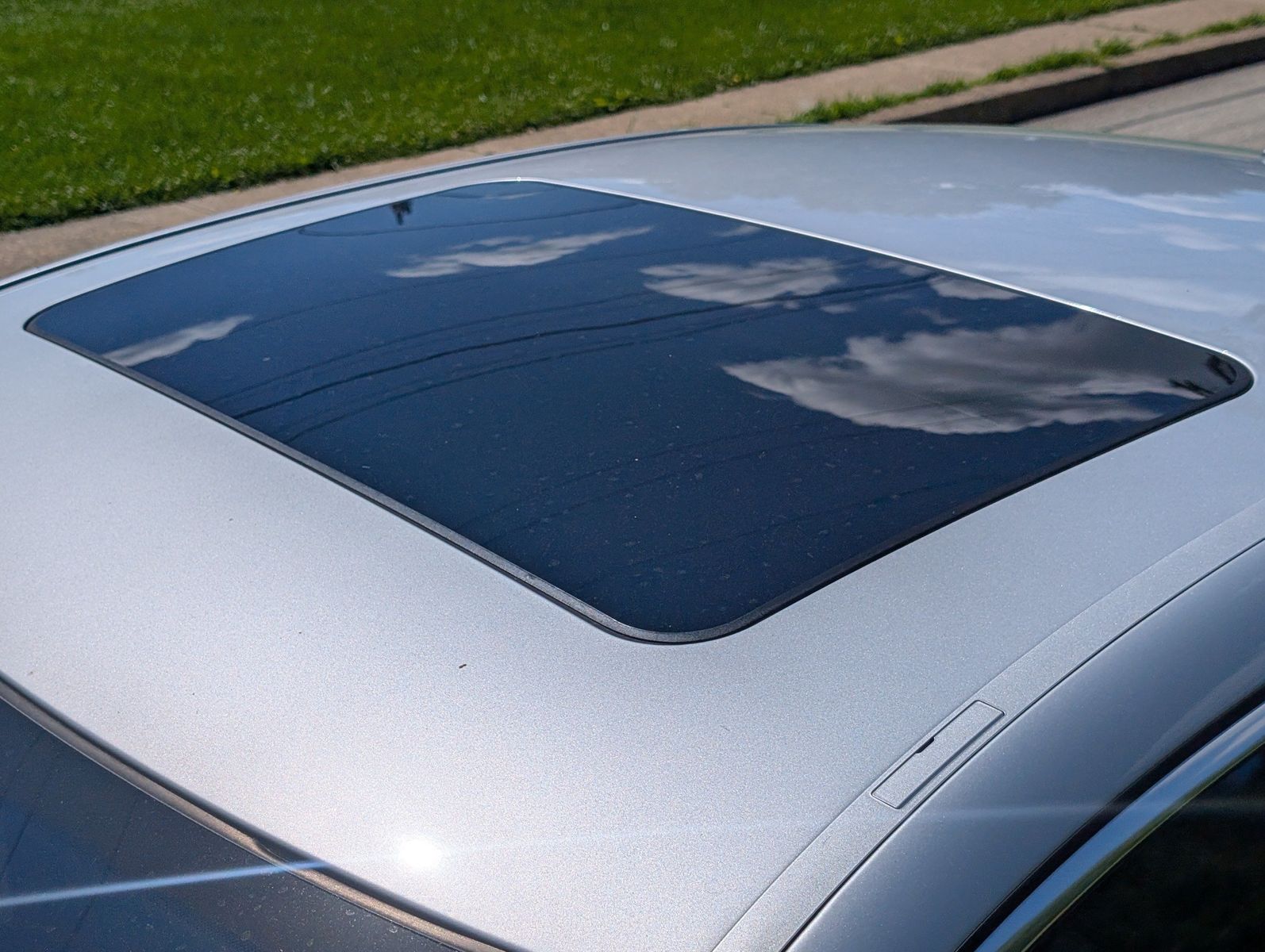 2009 Mercedes-Benz S-Class 77