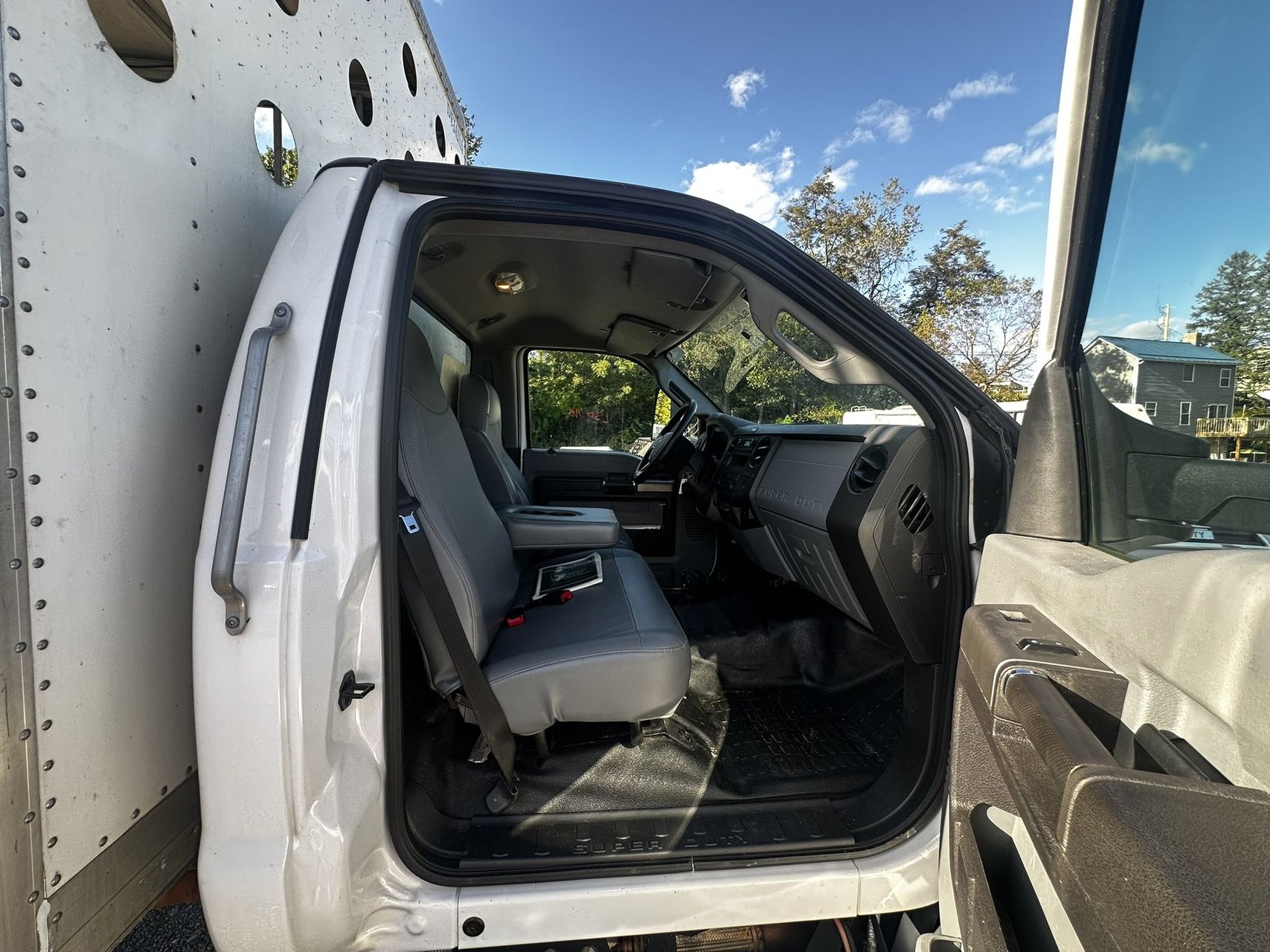 2023 Ford F-650 Diesel 42