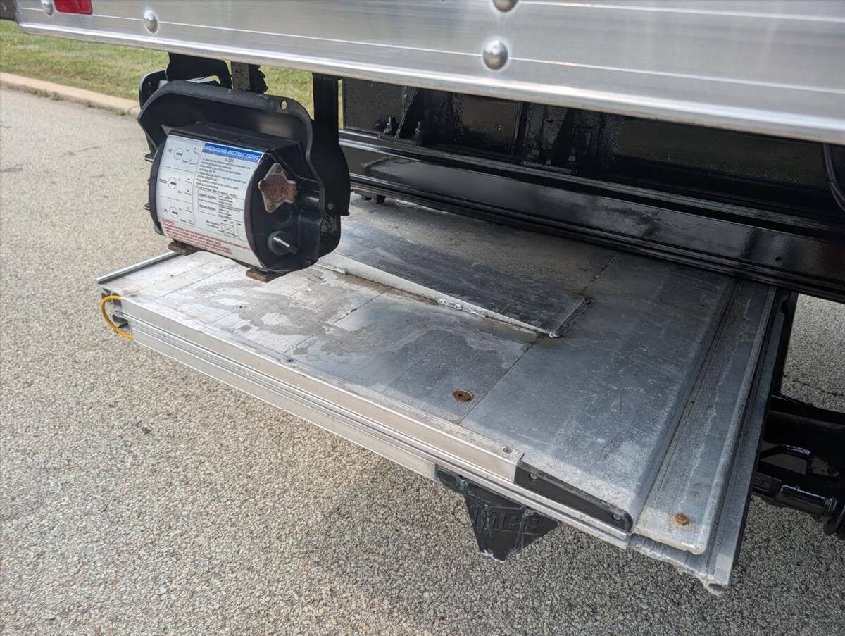 2018 International DuraStar 4300 50