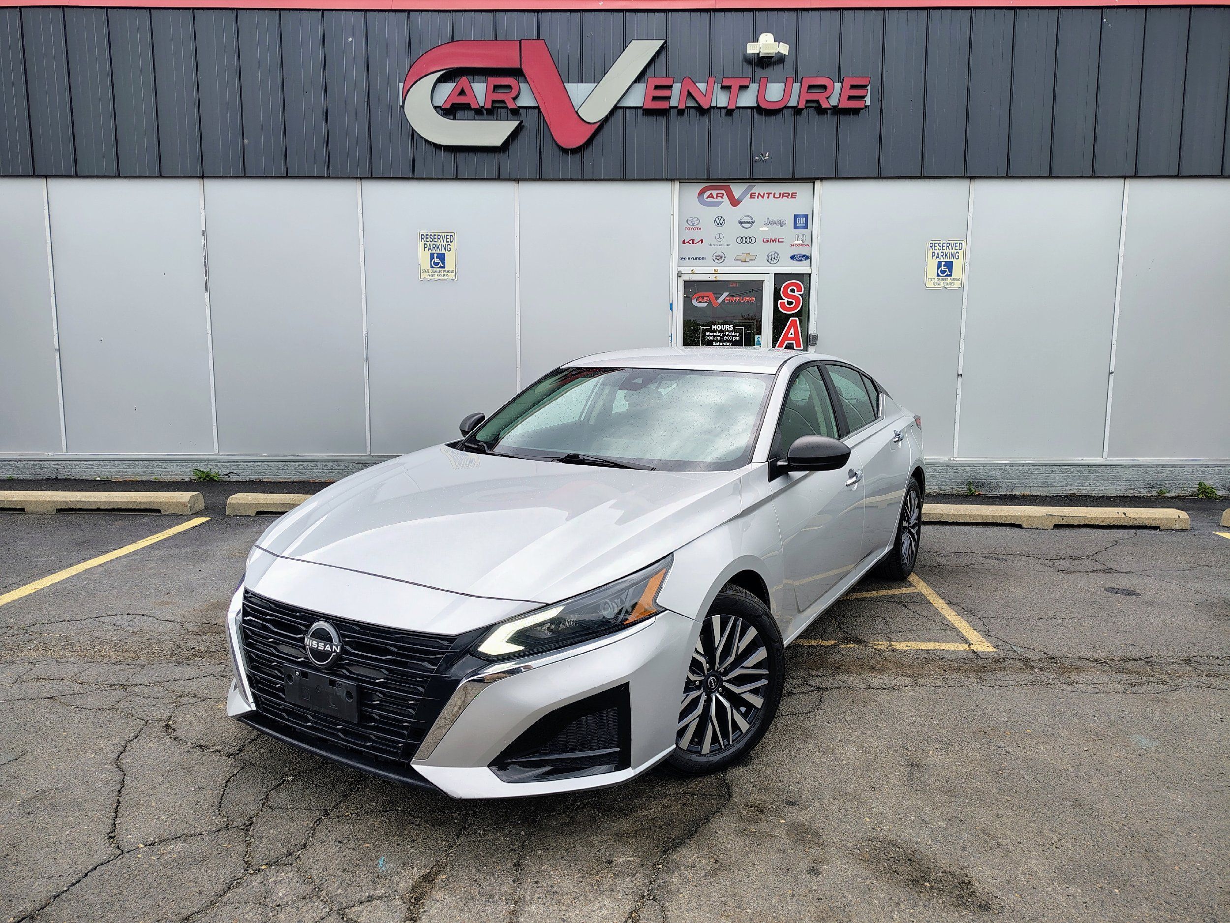 2024 Nissan Altima 2.5 SV's photo