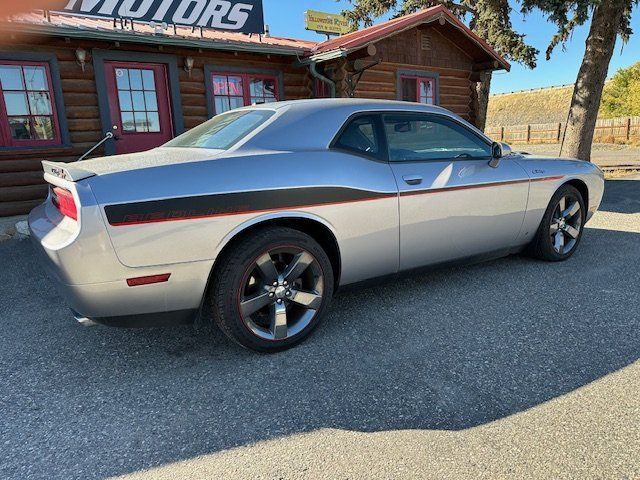 2014 Dodge Challenger R/T photo 22