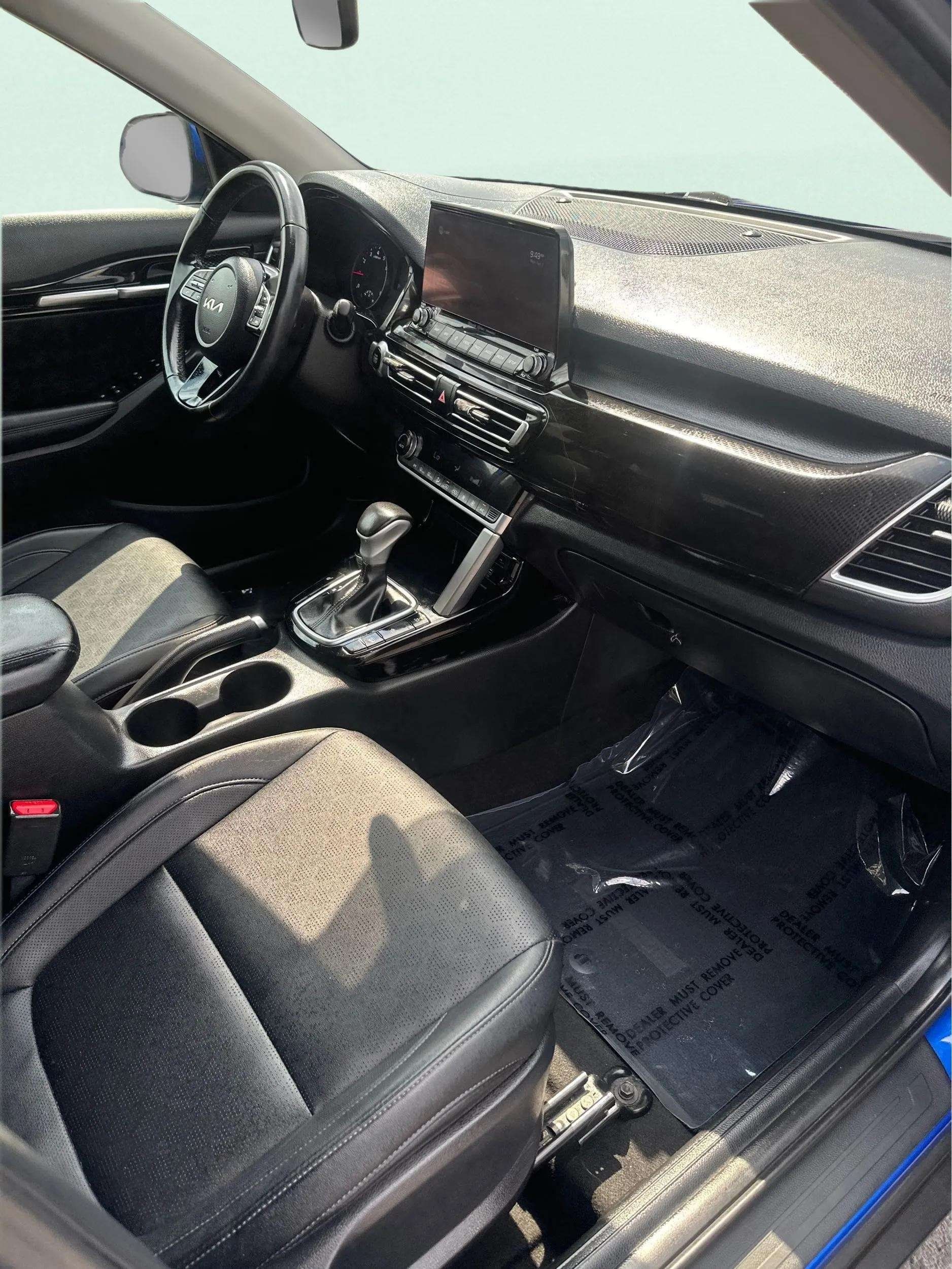2022 Kia Seltos EX - Photo 13
