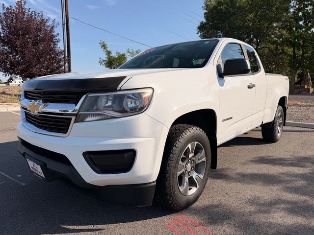 White 2017 Chevrolet Colorado Pickup Truck Four-Wheel Drive 6-Speed Automatic