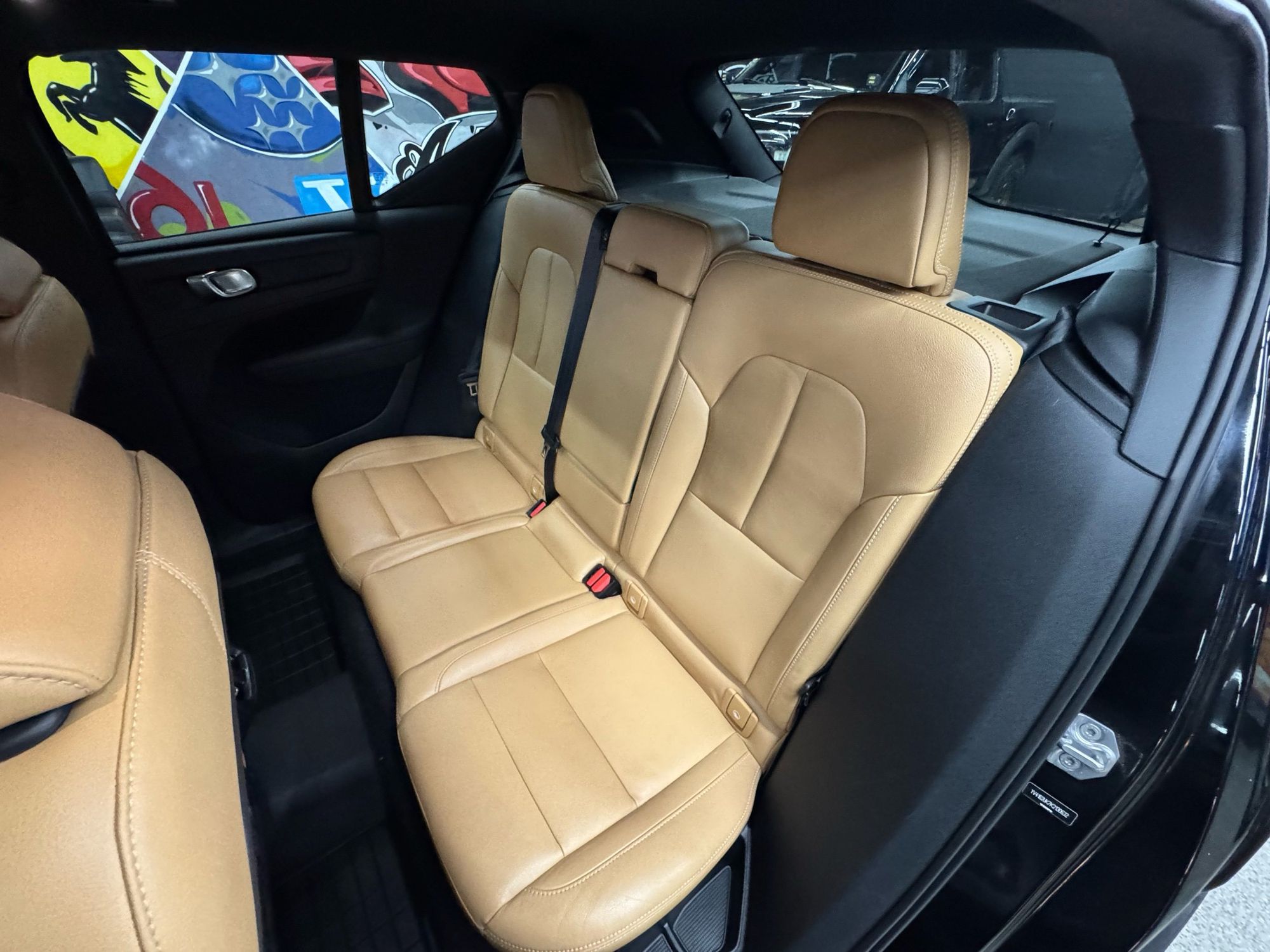 2019 Volvo XC40 T5 Momentum photo 14