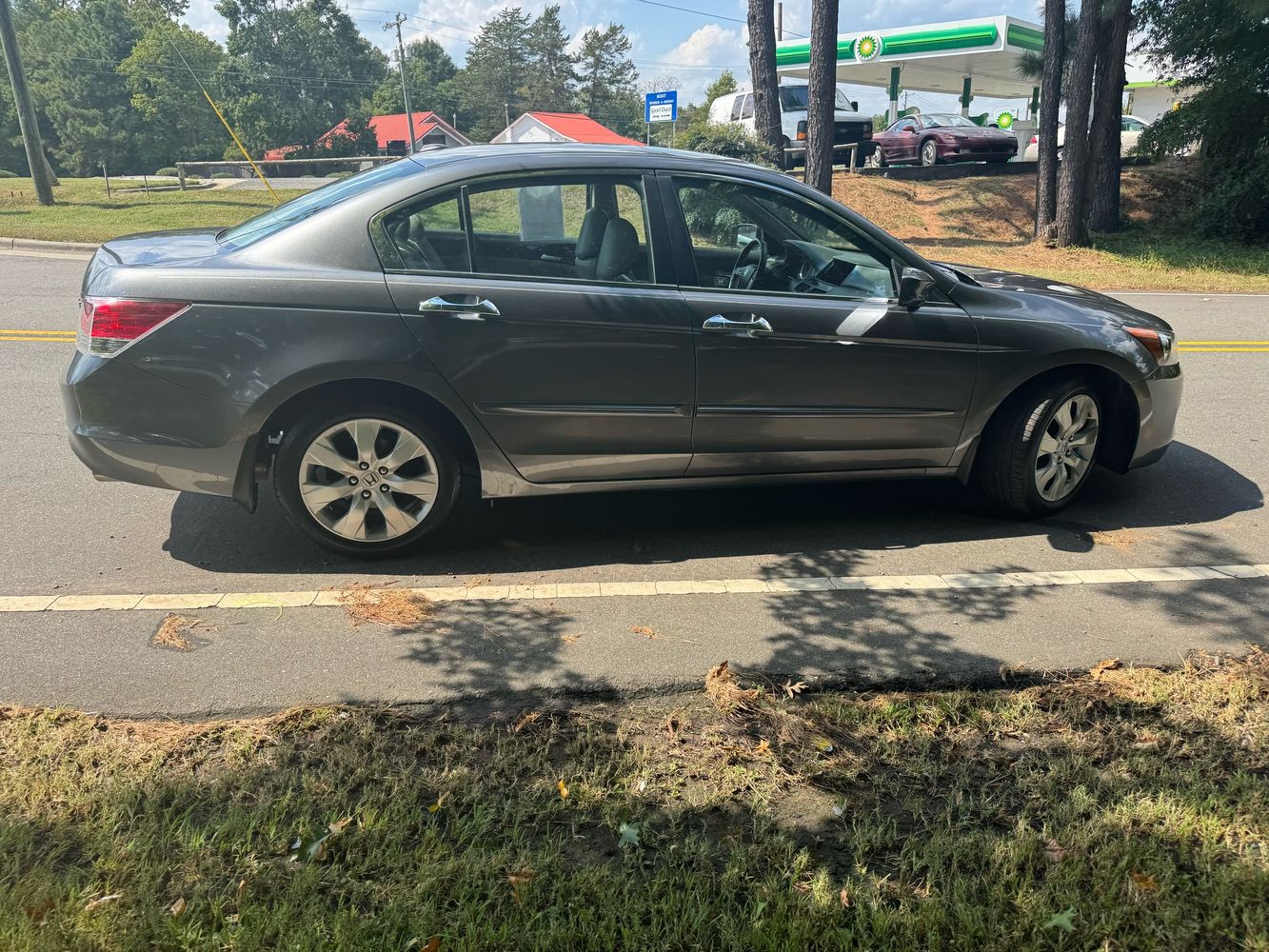 2010 Honda Accord EX-L V6 photo 2