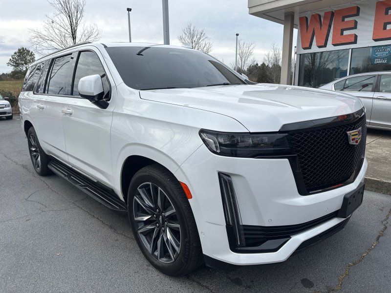 2021 Cadillac Escalade ESV Sport Platinum's photo