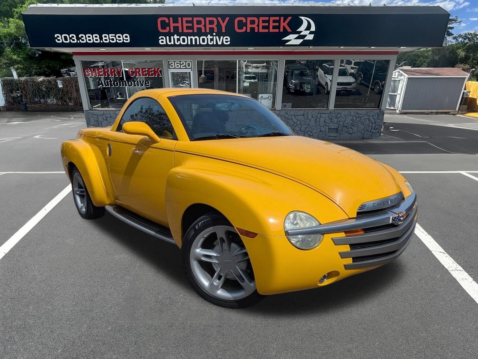 2003 Chevrolet SSR LS's photo