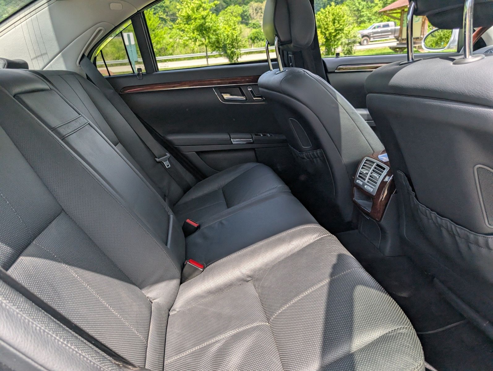 2009 Mercedes-Benz S-Class 176