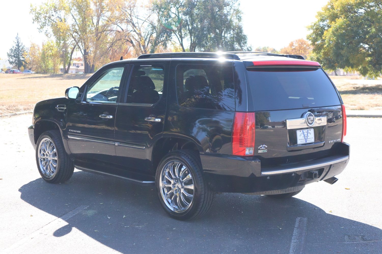 2011 Cadillac Escalade Base | Victory Motors of Colorado