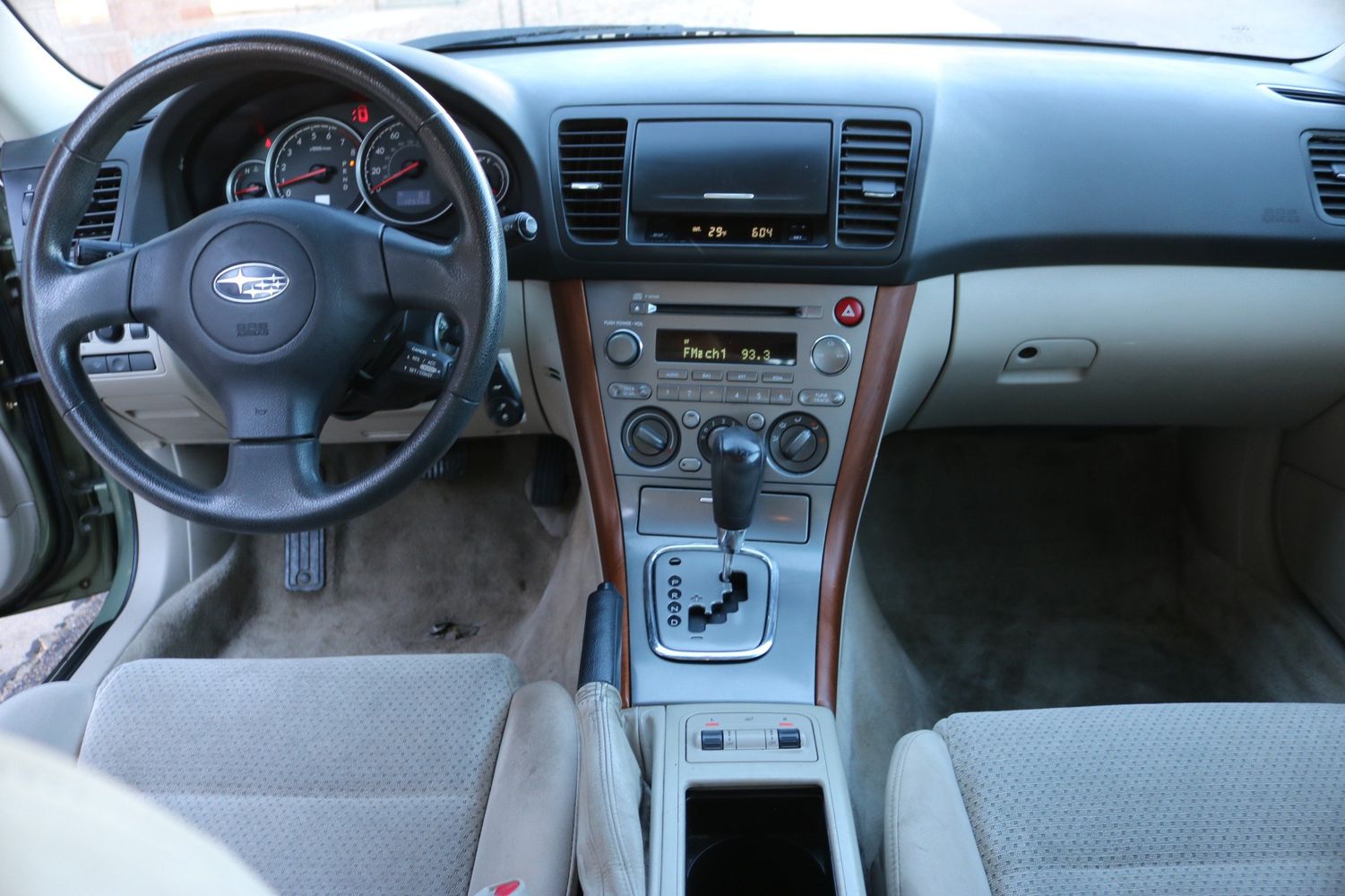 Subaru outback 2006 фото салона