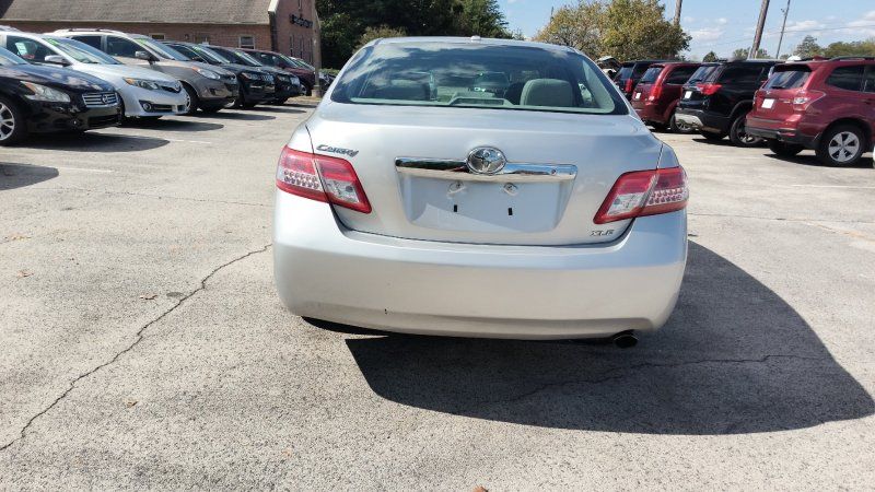 2011 Toyota Camry Base photo 3