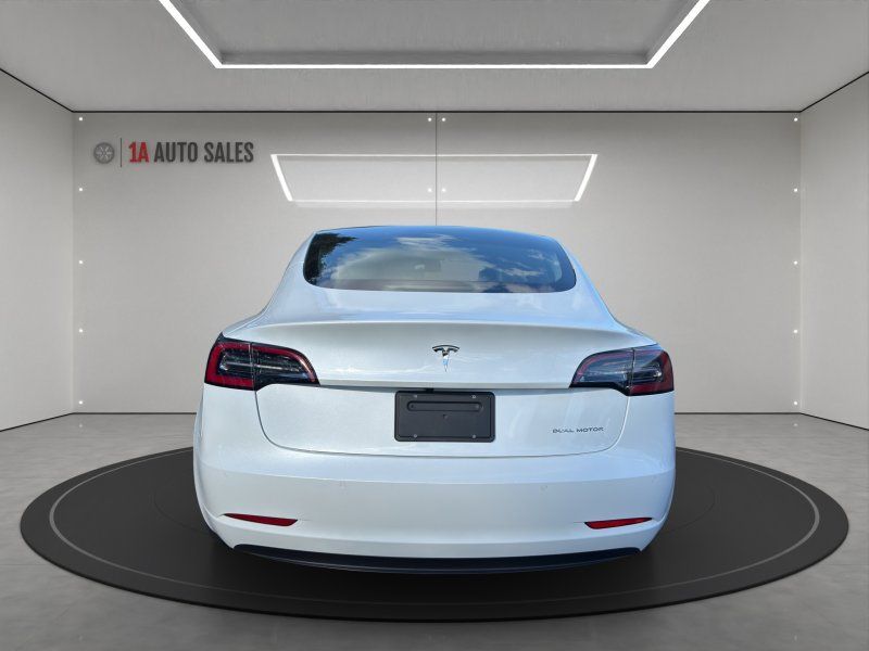 2021 Tesla Model 3 Long Range photo 4