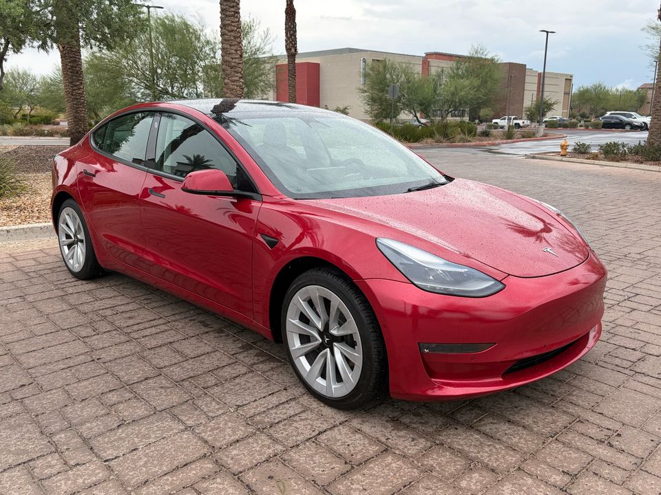 2022 Tesla Model 3 Rear-Wheel Drive