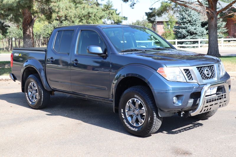 2016 Nissan Frontier Photos