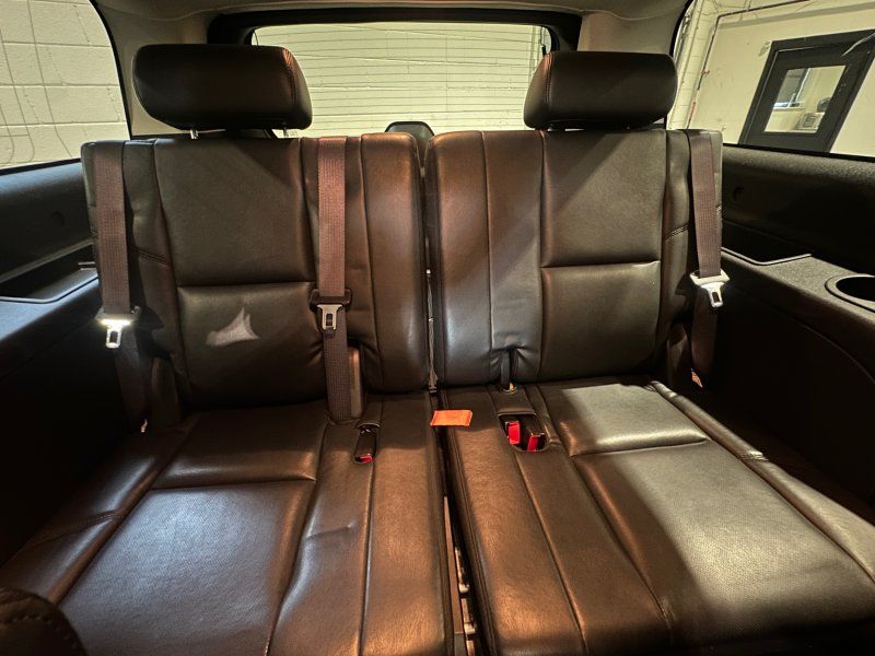2011 Cadillac Escalade ESV Luxury, photo 15